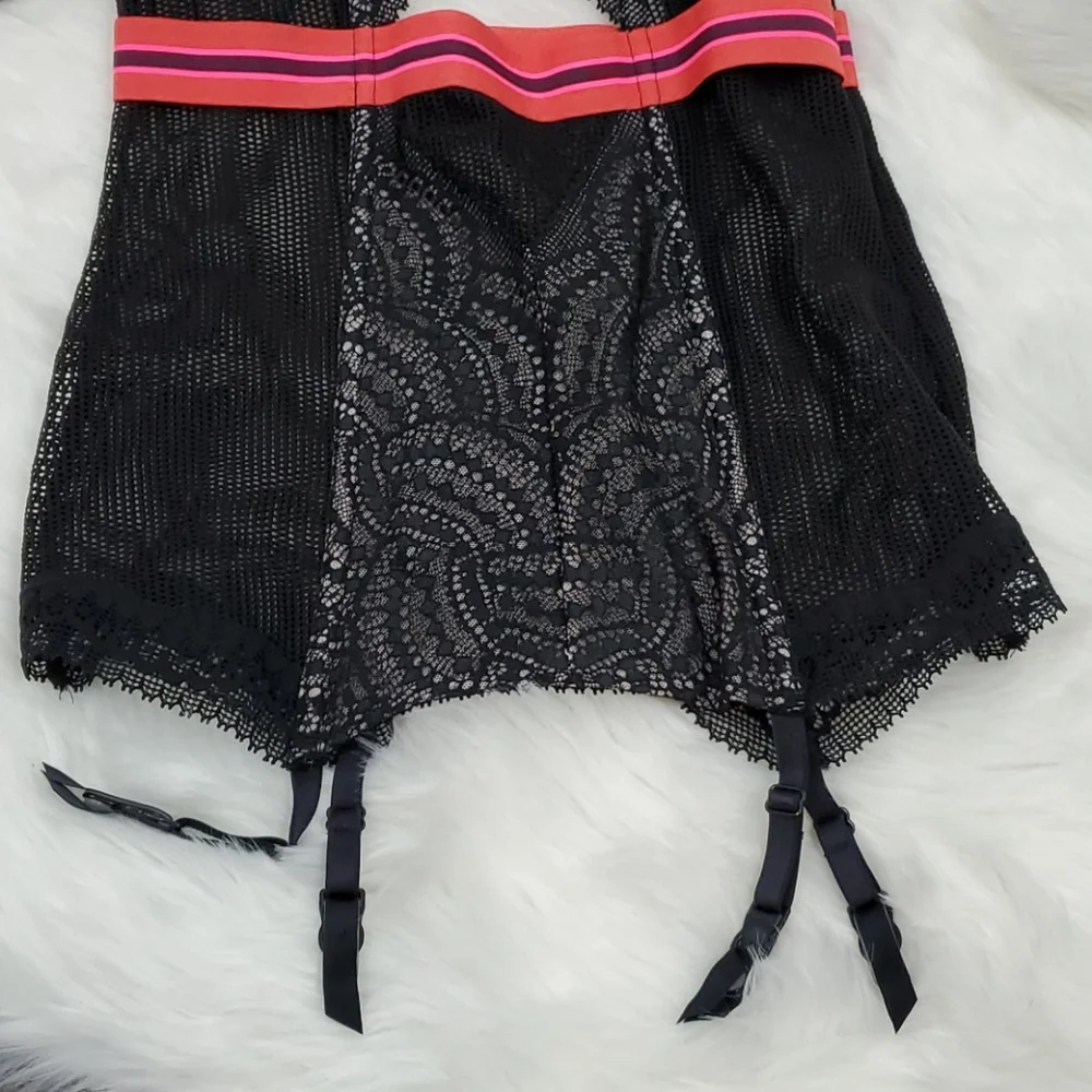 Victoria Secret Red Black Lace Corset Suspender 34D Sexy Lingerie